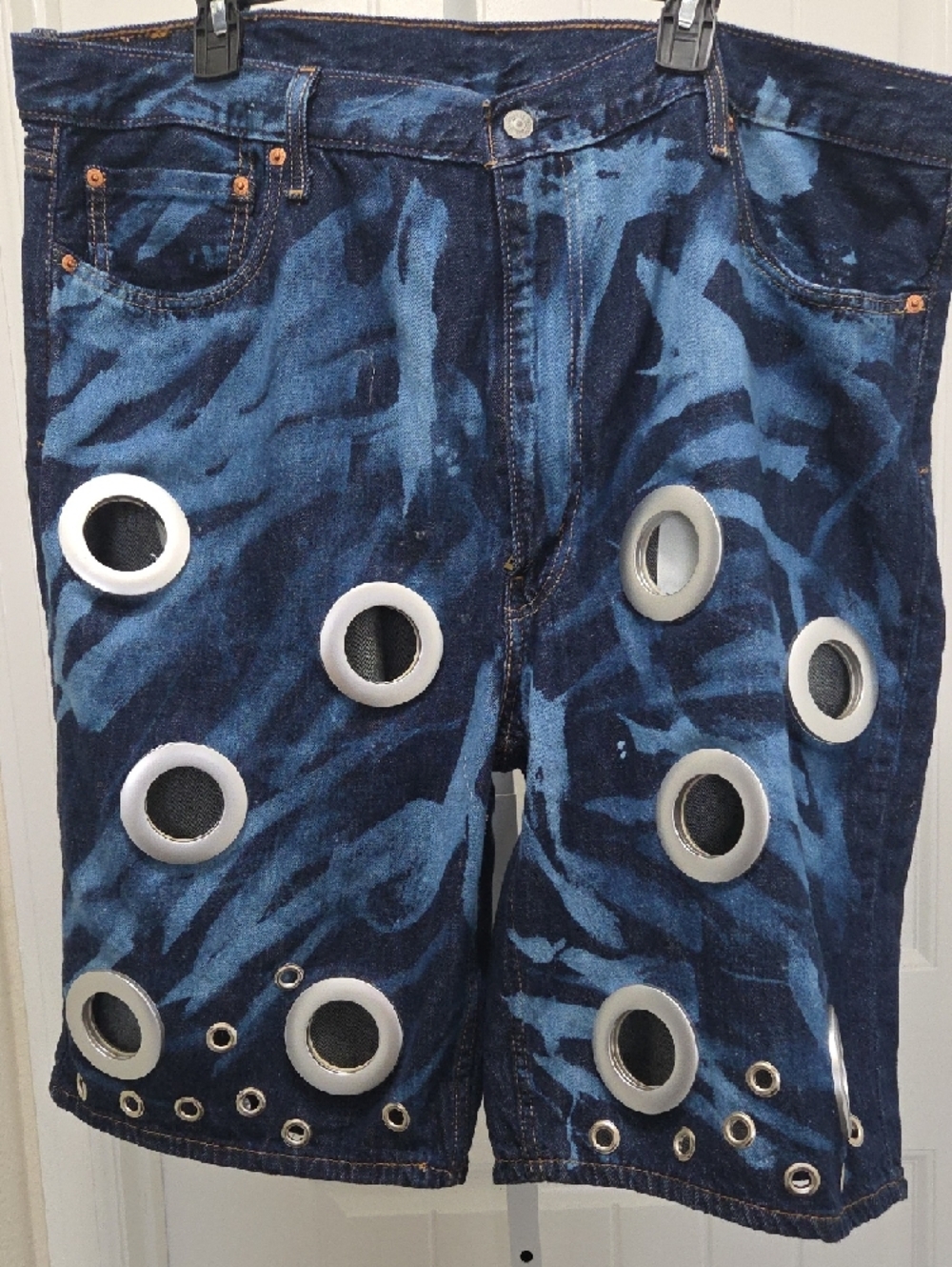 Levi's Blue Patterned Denim Shorts with Silver Grommets - Picture 3 of 4